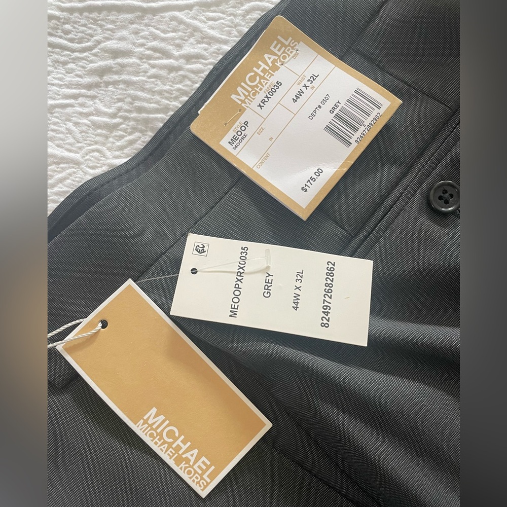 NWT Men’s Michael Kors Slacks/Pants 44W x 32L - Picture 2 of 3